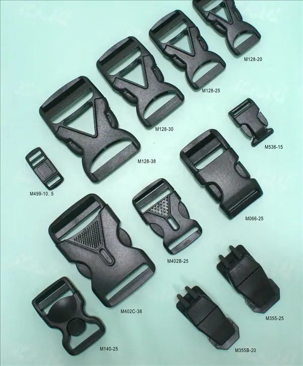 Plastic Buckle 111 — Plastic Buckle supplied by Topono