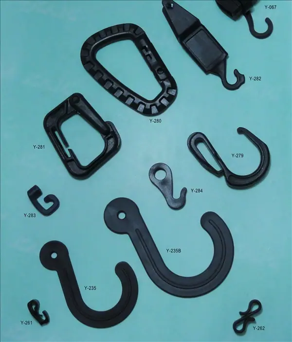 Plastic Buckle 135 — Plastic Buckle supplied by Topono