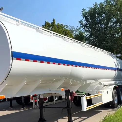 Chinese Brand 3/4 Axle Oil Tank Semi Trailer with Reasonable Prices - side view