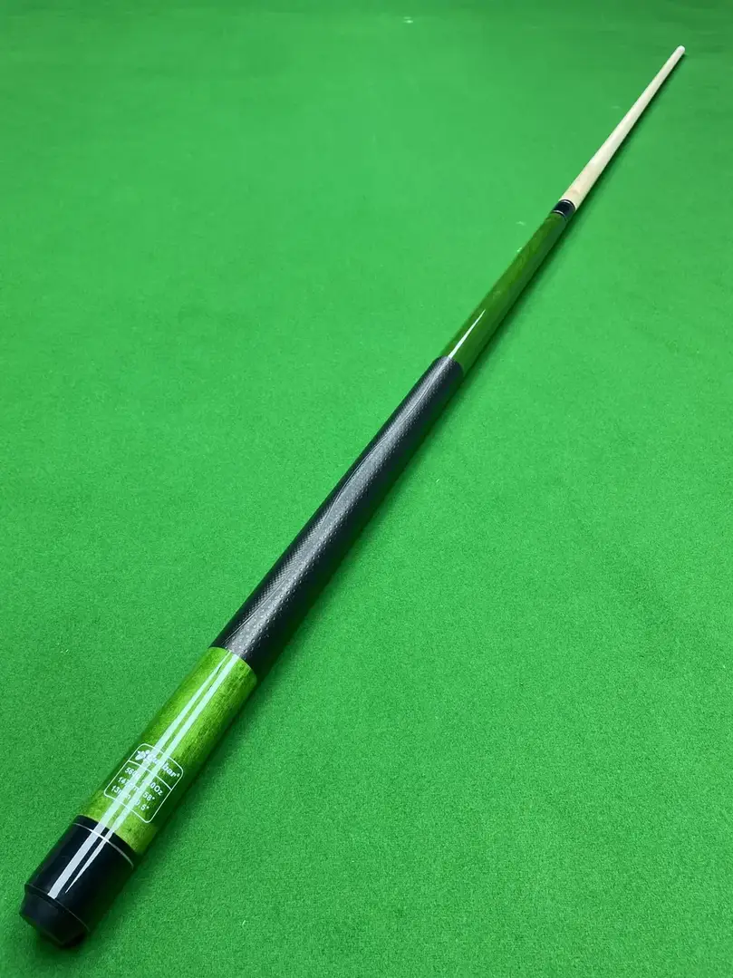 2024 New Fashion Design 1/2 -PC Billiard club Training Wood Pool Billiard Cue 2 Pieces Billiards Pool Cue 13mm