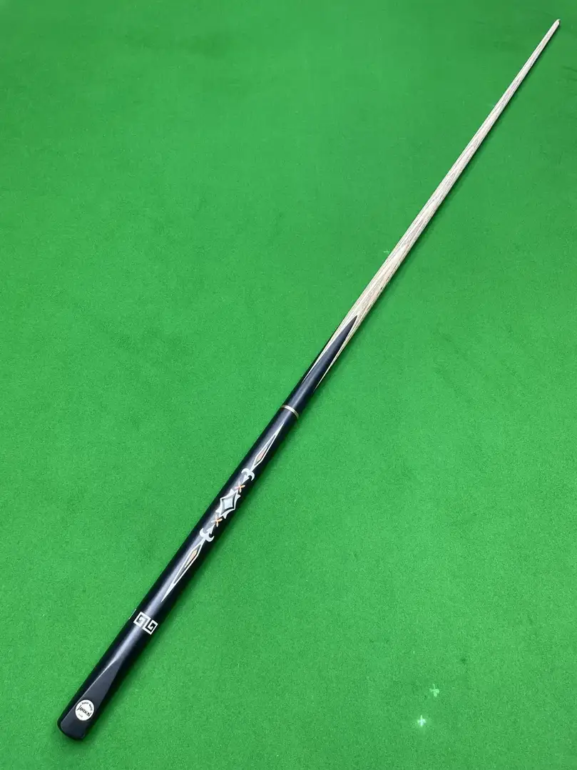 Factory direct handmade billiard cue through rod Chinese black oct 3/4 snooker small head billiard cue in the , photograph 3