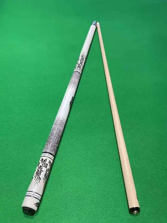 Factory direct sale 1/2 billiard cue small tip medium tip professional American snooker new model