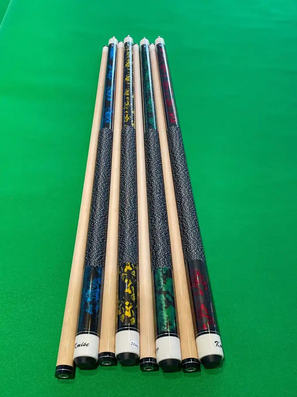 Factory direct sale large-tip cue, Chinese-style billiard cue, American-style colored wrapped cue, dark patter