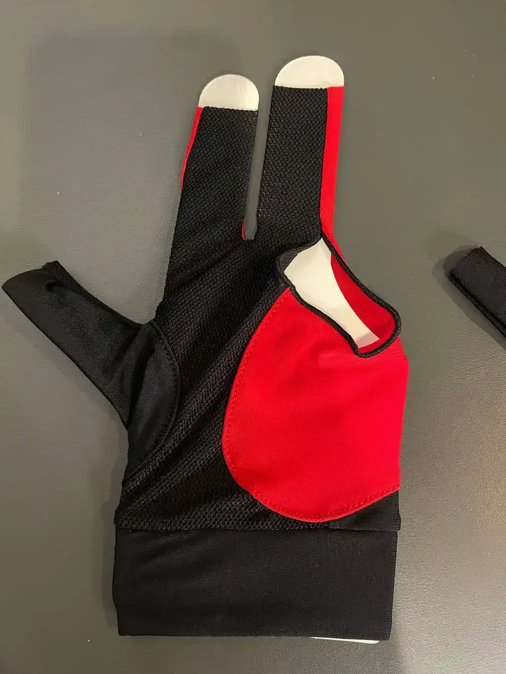 Factory direct sales of three-finger table tennis gloves with open fingers, Lycra, Velcro closure, professiona, photograph 5