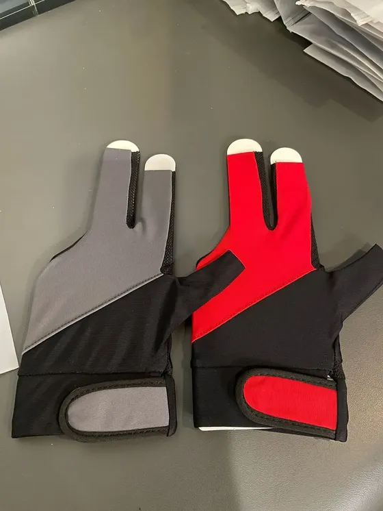Factory direct sales of three-finger table tennis gloves with open fingers, Lycra, Velcro closure, professiona