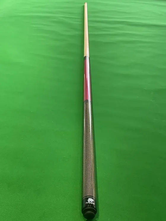Factory wholesale ready-to-ship high-grade maple 1/2 split 3-section jump cue integrated big head billiard cue