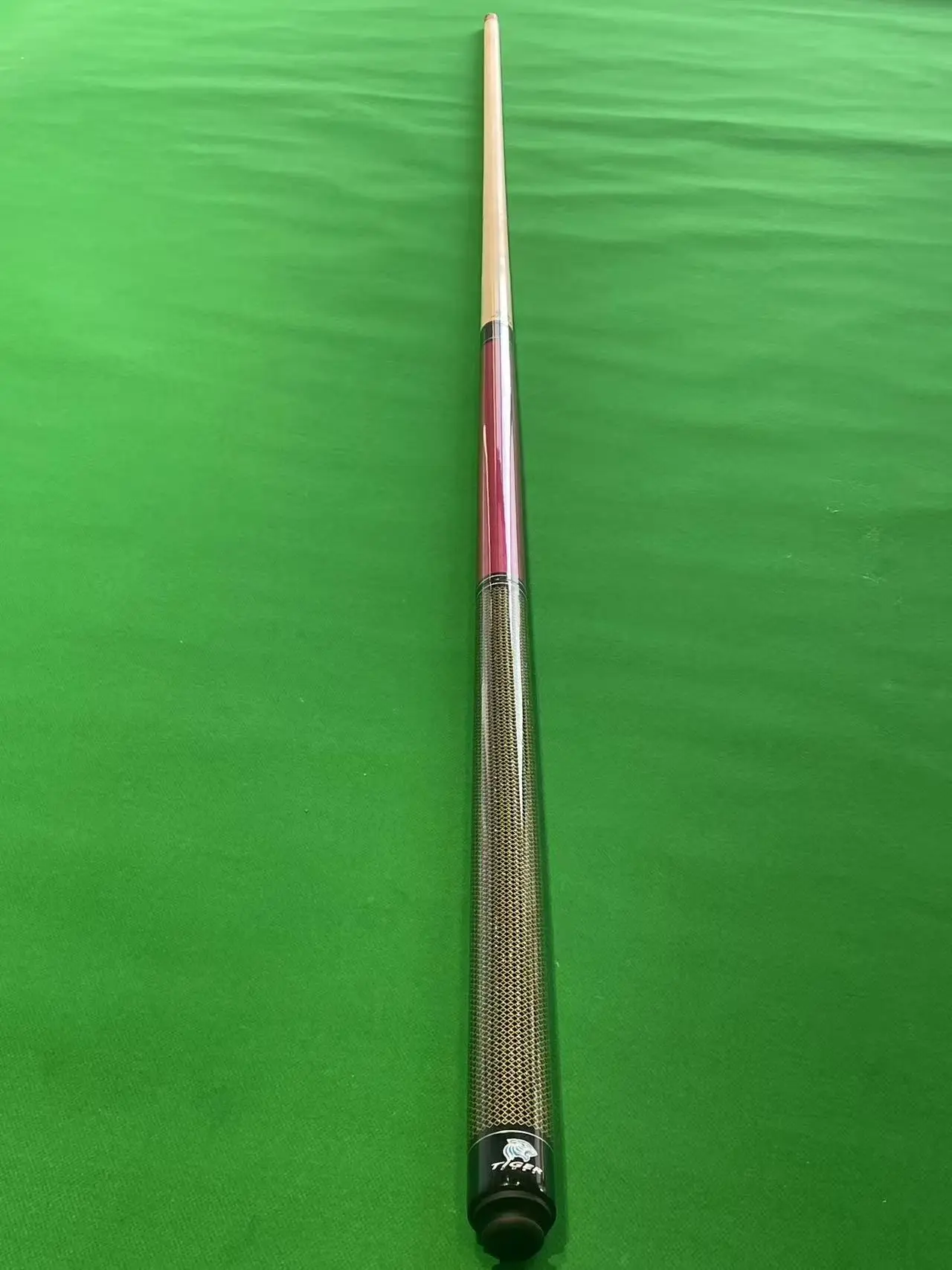 Factory wholesale ready-to-ship high-grade maple 1/2 split 3-section jump cue integrated big head billiard cue