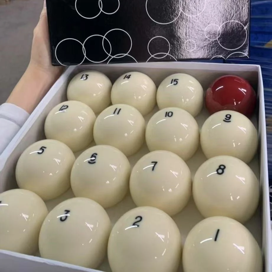 Large 60.3mm Russian billiard balls (Russian style) with 16 white balls, suitable for export to cross-border e, photograph 2