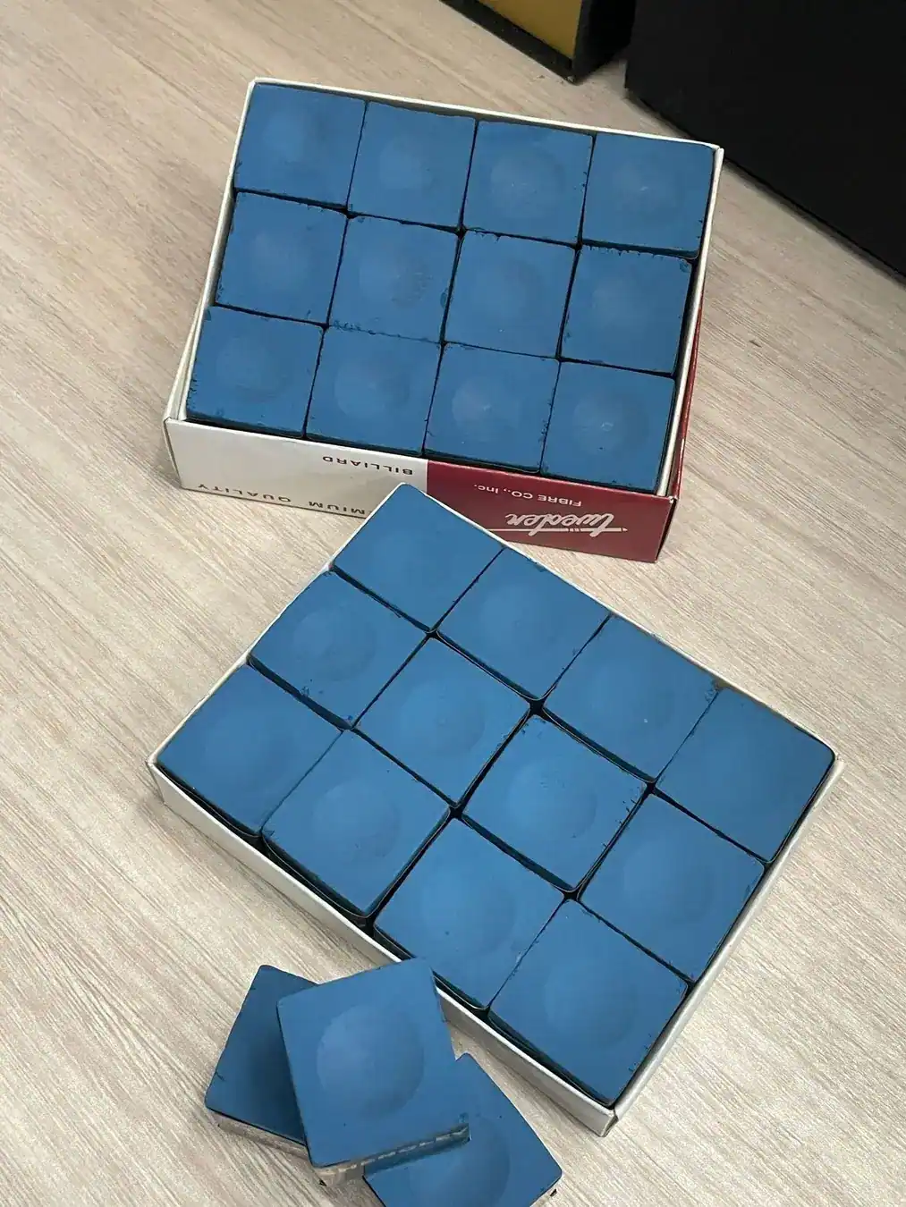 [Limited to 5 boxes per purchase] Shengli chalk Powder, Wholesale and Retail, 12 pieces per box 16A, photograph 2