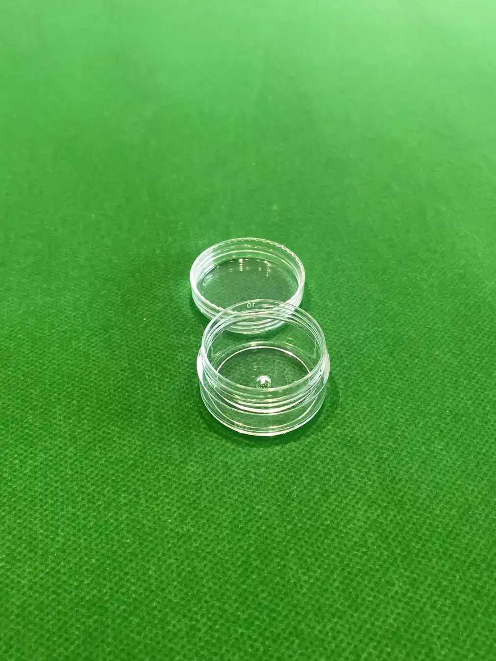 Wholesale Billiard Accessories transparent Acrylic Round Billiard Chalk Holder Snooker Chalk Cases for Clubs, photograph 6