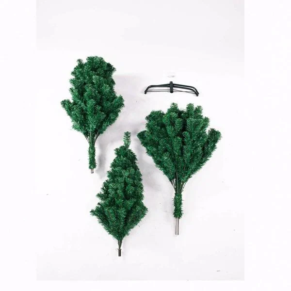 Top-down view of the tree showing even branch distribution