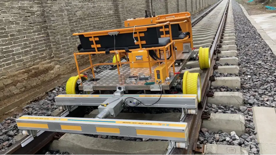 GJY-H-CK-22CM track geometry measurement system mounted on an electric flaw detection vehicle