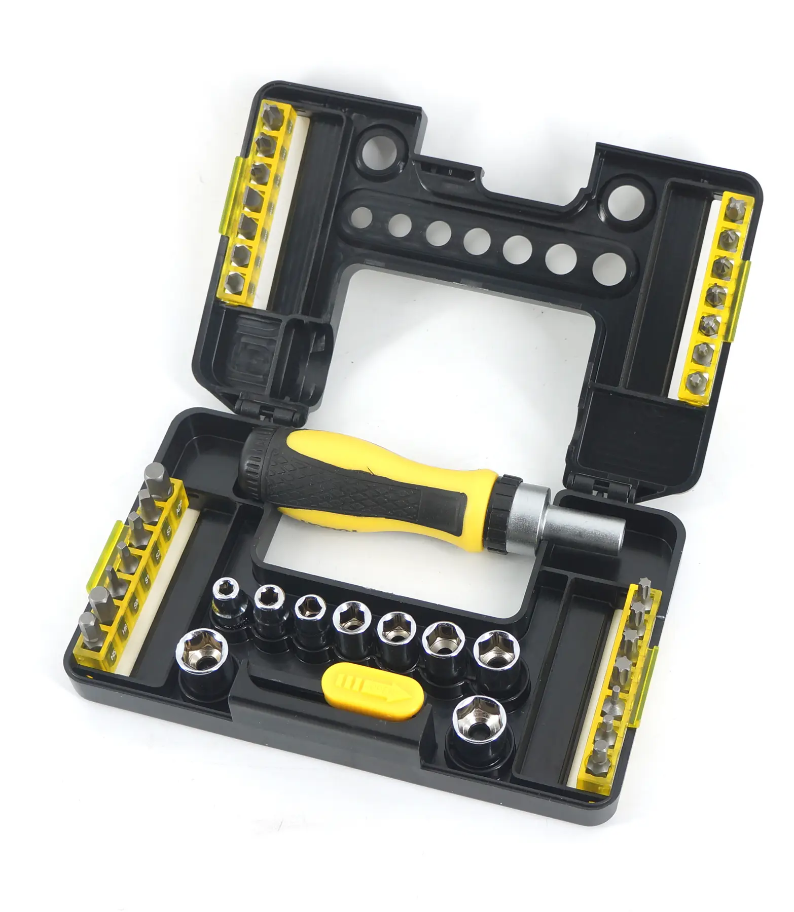 From First Contact To Delivered Cartons at Umax Tools