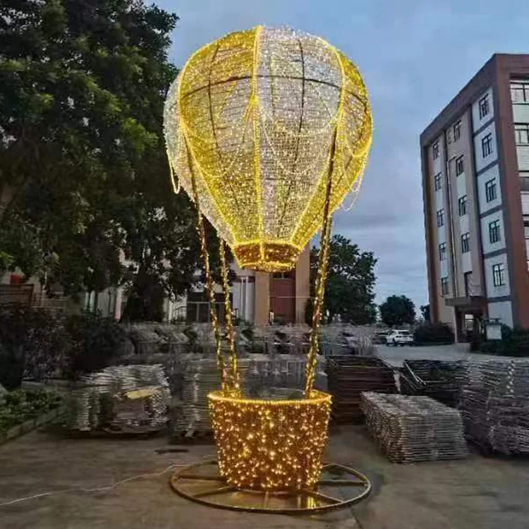 Hot Air Balloon Motif Light Sculpture