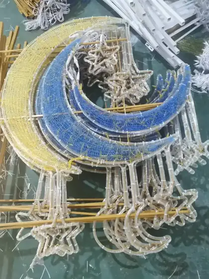 Moon and Star Motif Light detail 4