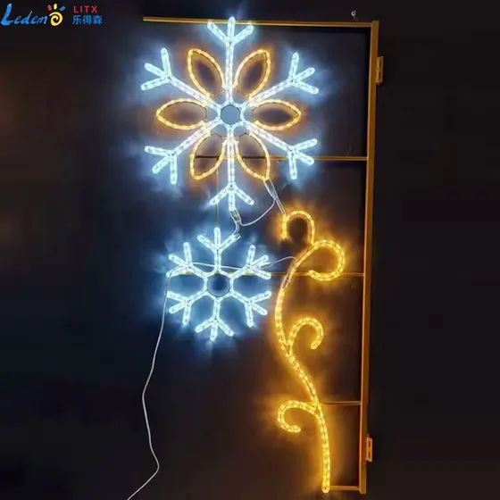 Candy Cane and Holly Motif Light detail 4