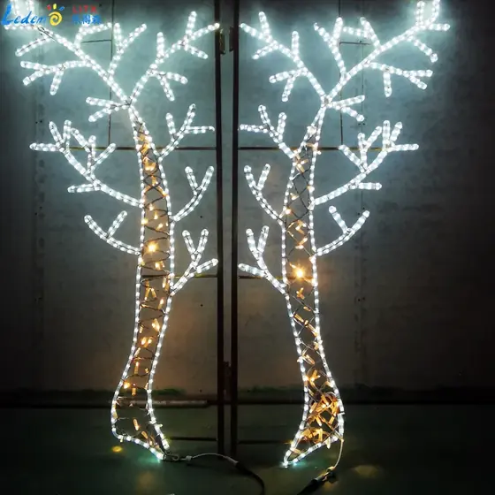 Candy Cane and Holly Motif Light detail 1