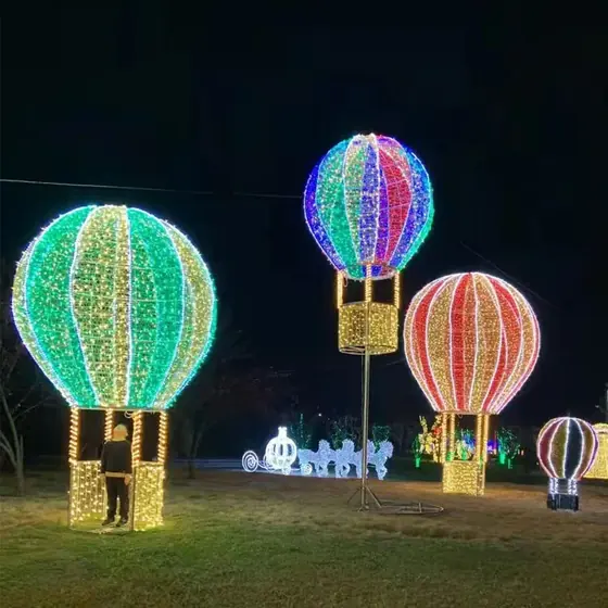 Hot Air Balloon Motif Light Sculpture detail 1