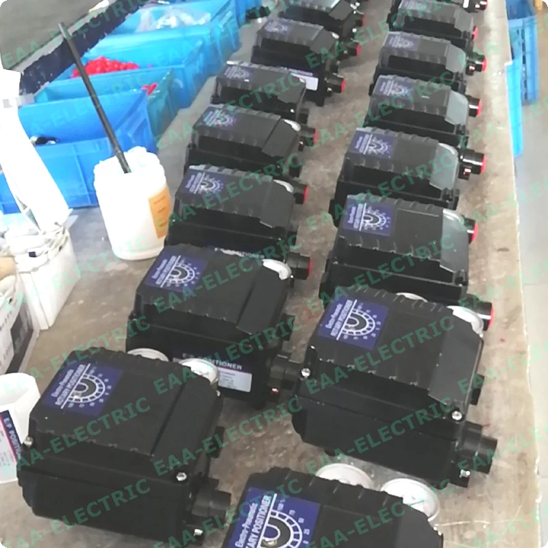 YT1000L valve positioner OEM order in black color, image 3