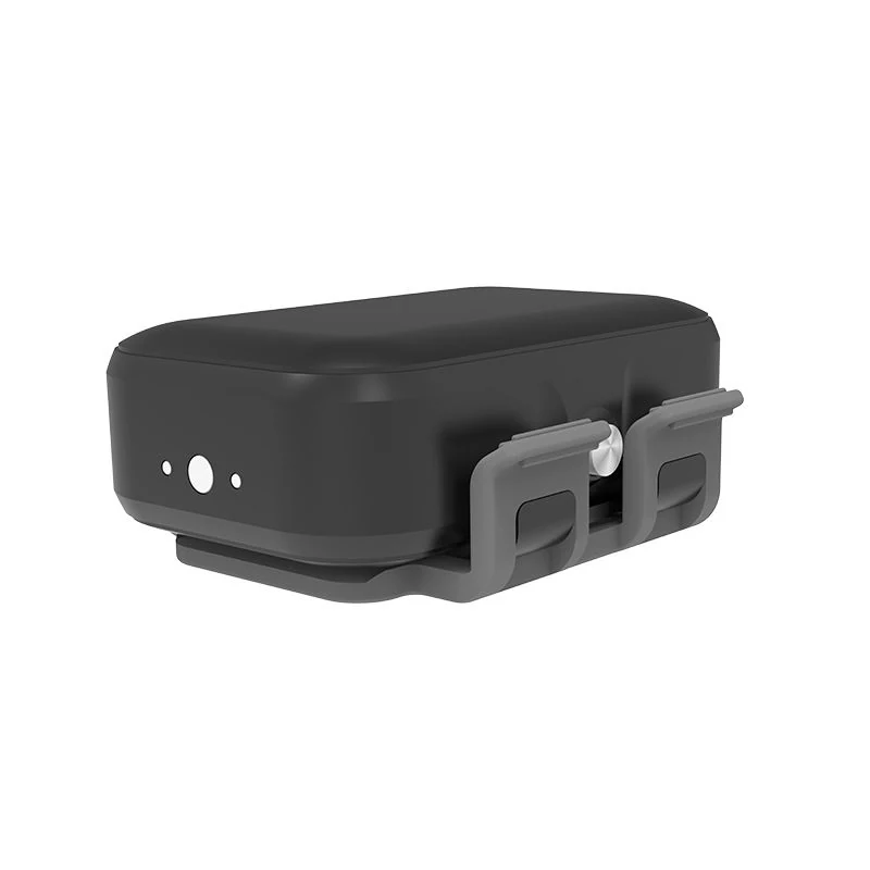 G59 pet tracker with charging cable