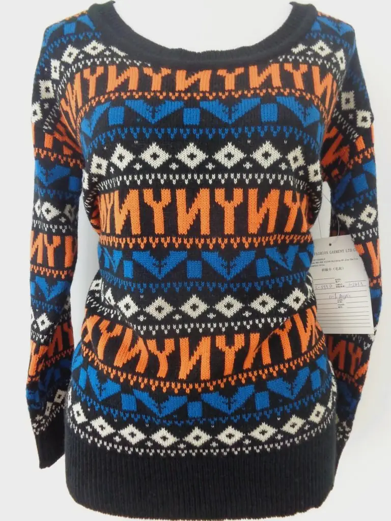 C593D women's knitted sweater in 100% acrylic