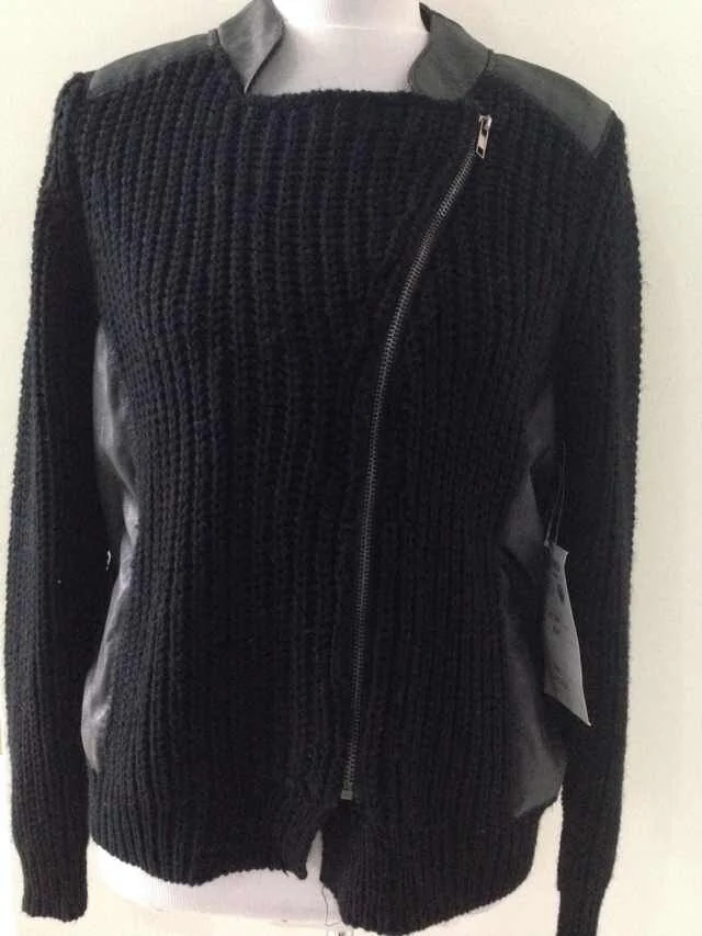 WT3469 women's knitted sweater in 100% acrylic