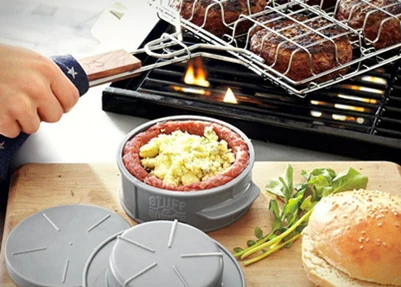 Plastic hamburger press — Kitchen Helper item WK0033 from Winifer