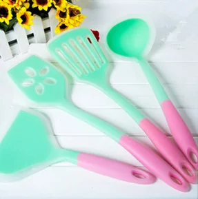 4 Piece Heat Resistant Cooking Utensil Set WK0207