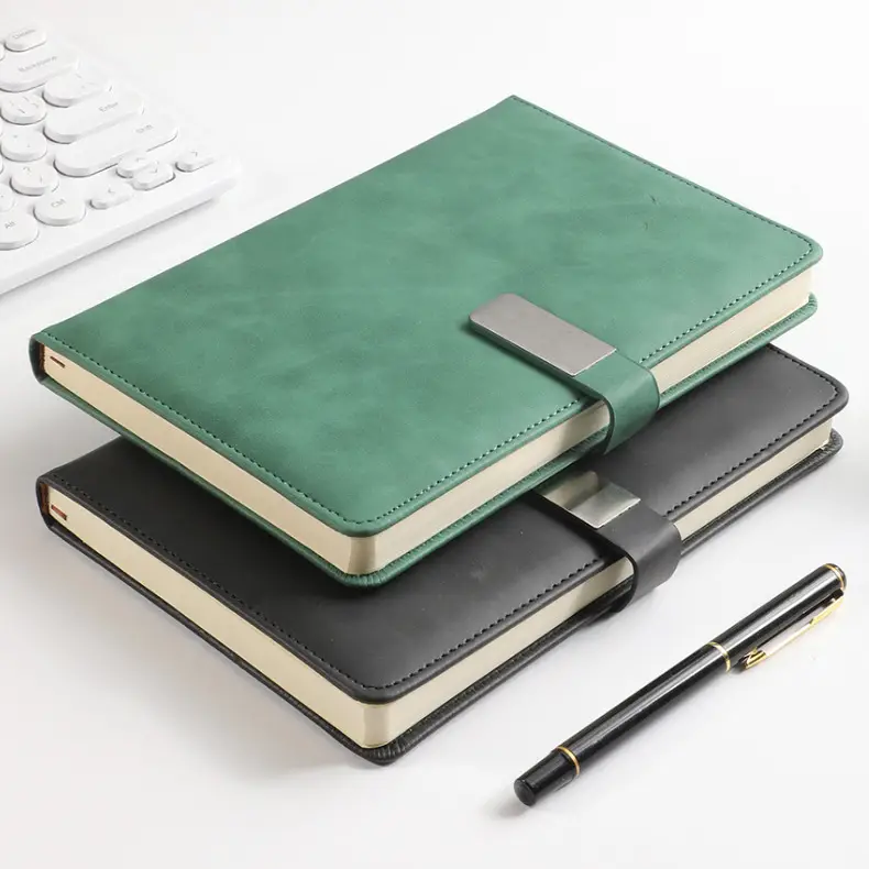 customize A5 notebook with metal closure TX305