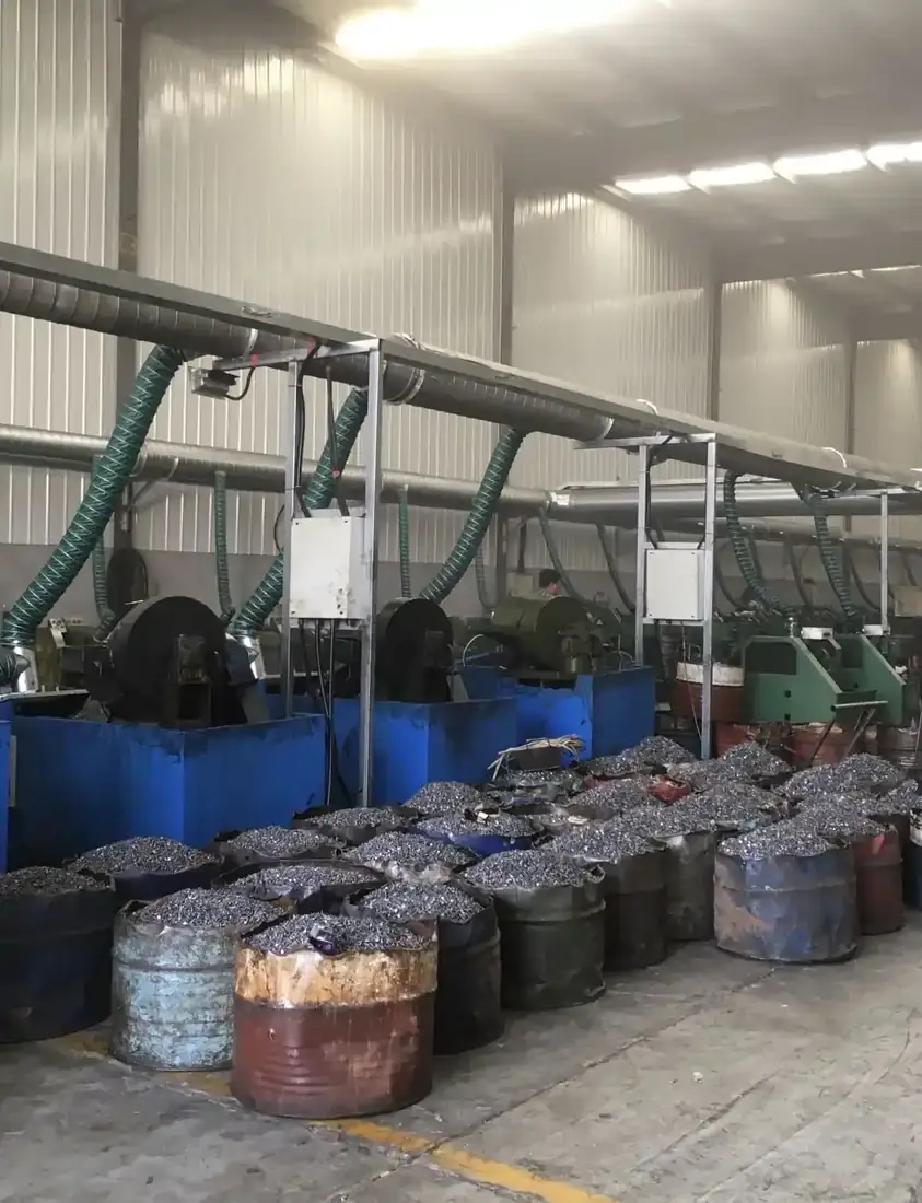 Production process at the Winton hardware factory