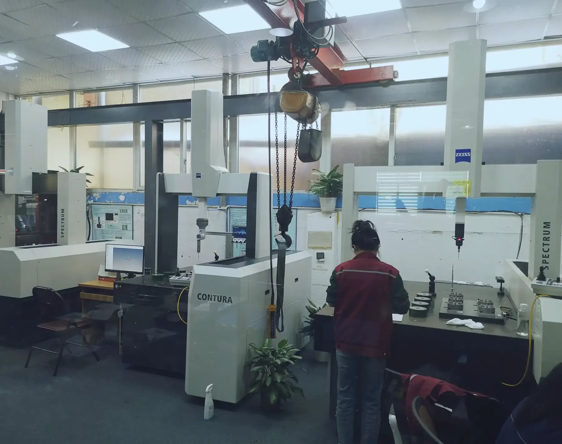 Measuring room with coordinate measuring equipment used for part inspection