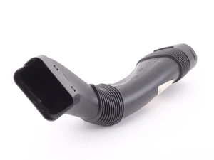 Air Intake Hose Pipe for BMW OEM 13717795284 for BMW, air intake hose shown on a white background