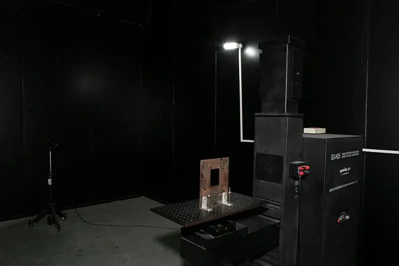 Warning and Strobe Lighting at the WEIKANG factory