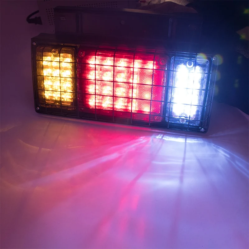 40LED universal truck tail lamp with iron net protection - mounting side