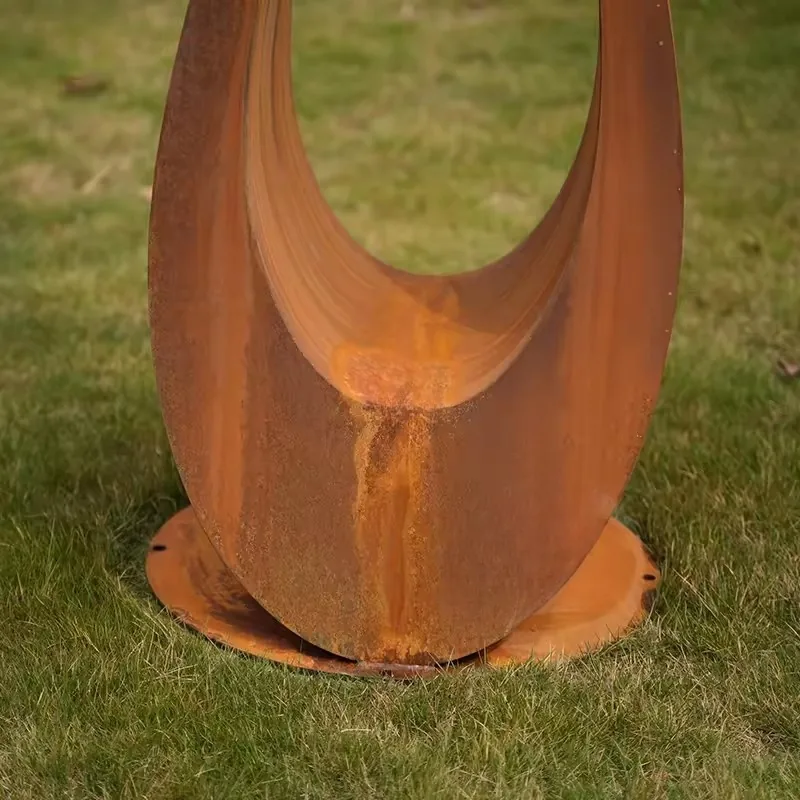 Corten Steel Sculpture Garden Lawn Edging view 6