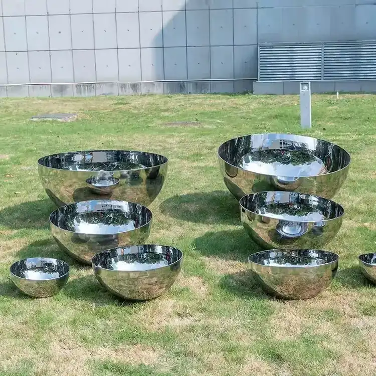 Resistant Home Decor Art produced by Xinhengda Sculpture in Shenzhen