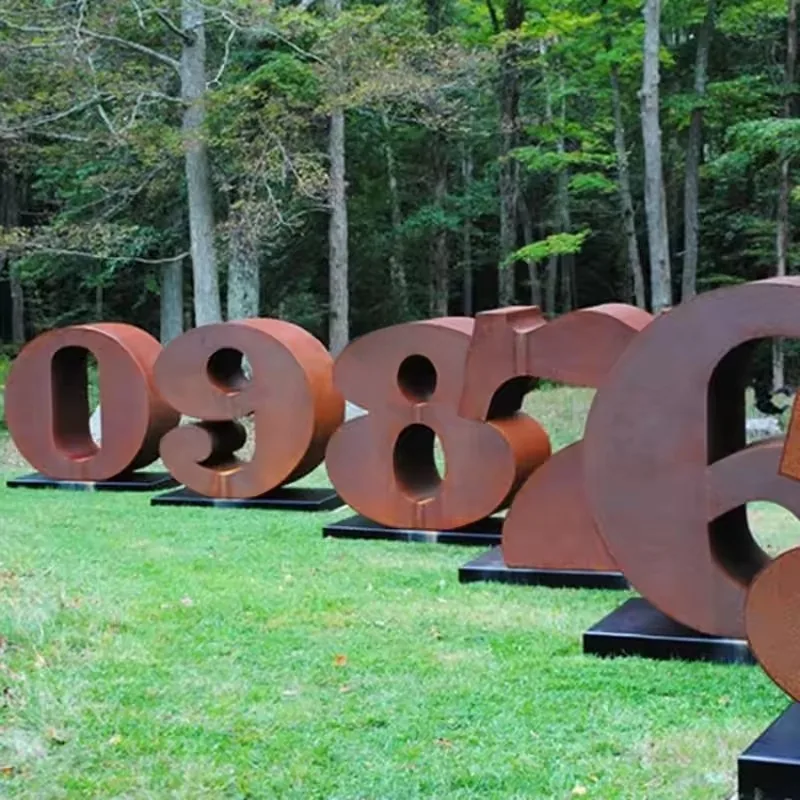 Large Modern Outdoor Garden Decorative Fire Resistant Metal Figure view 4