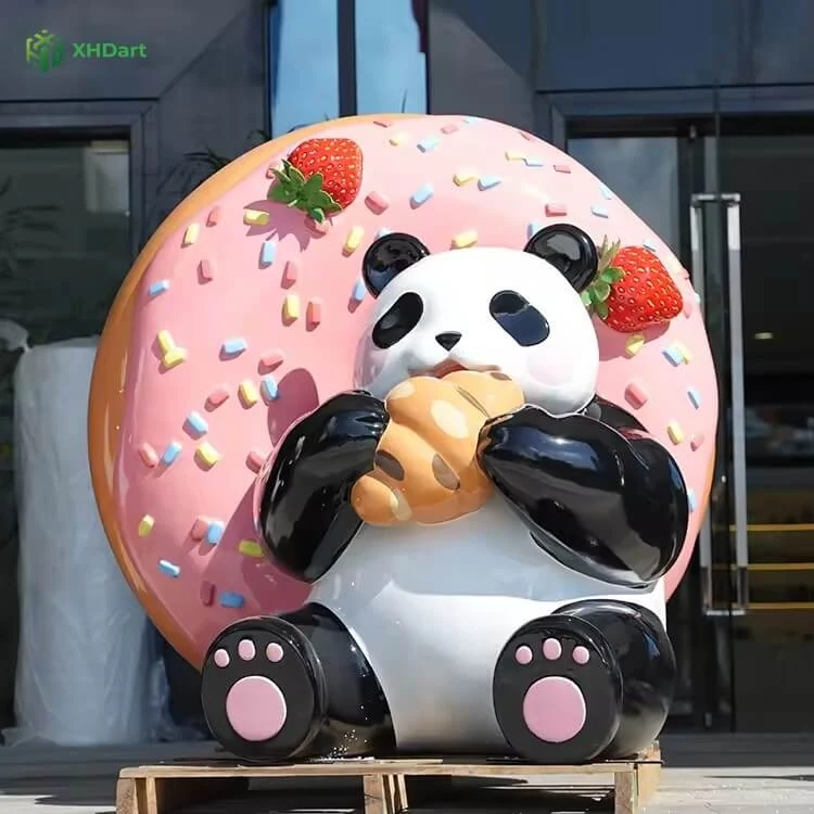Modern Large-Scale Animal Cartoon Outdoor Decorative Fiberglass Resin Giant Figure produced by Xinhengda Sculpture in Shenzhen