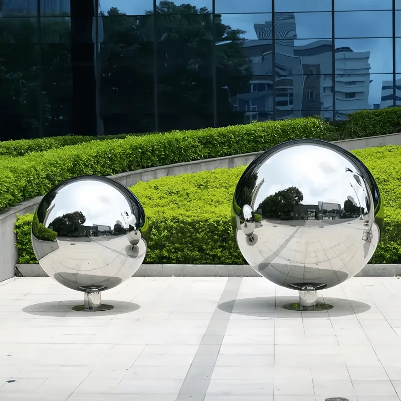Stainless Steel Mirror-Faced Large Sphere Design A view 3