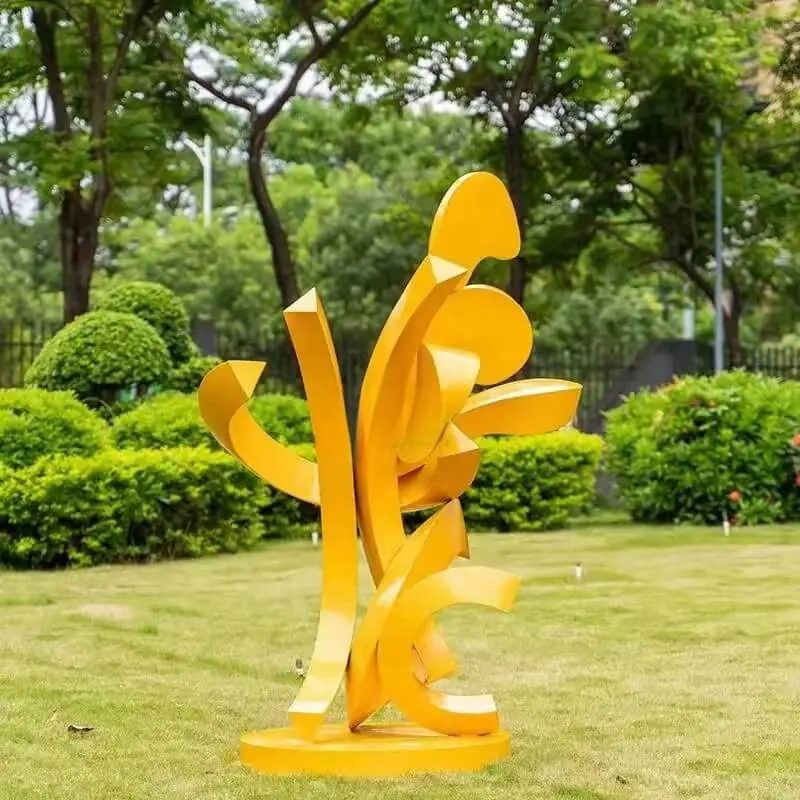 Large Modern Outdoor Garden Decorative Metal Art Design A produced by Xinhengda Sculpture in Shenzhen