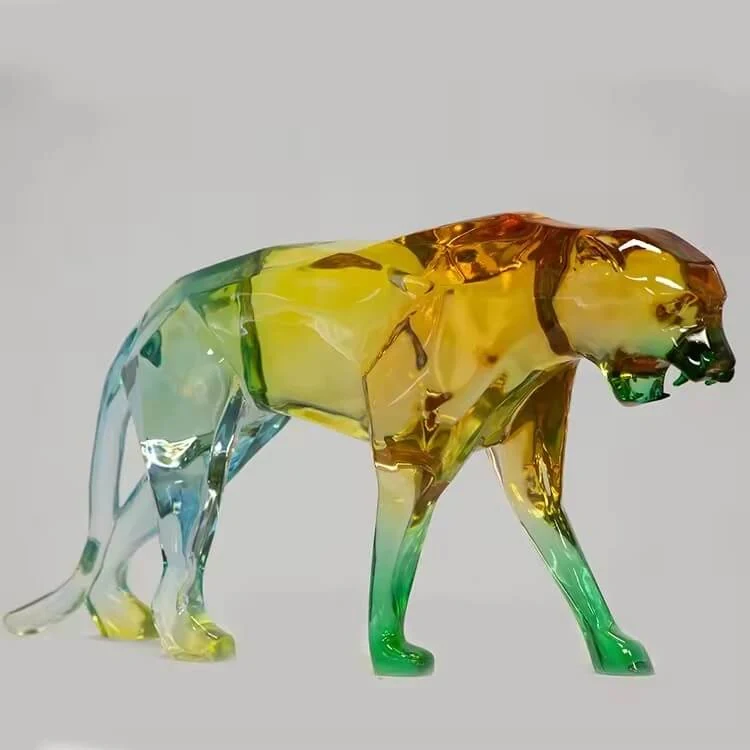 Resin Sculptures produced by Xinhengda Sculpture