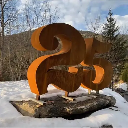 Large Modern Outdoor Garden Decorative Fire Resistant Metal Figure produced by Xinhengda Sculpture in Shenzhen