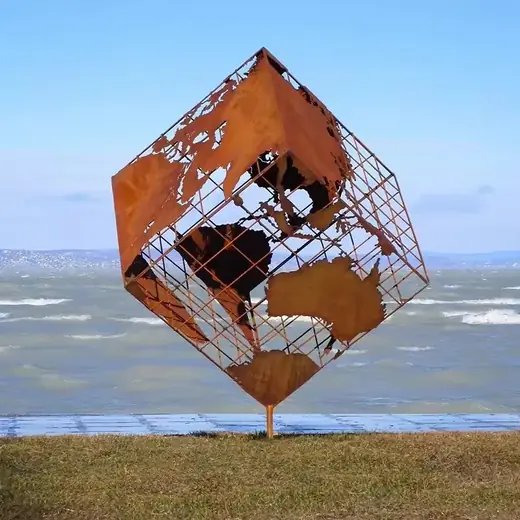 Huge Cube Corten Steel Sculpture produced by Xinhengda Sculpture in Shenzhen