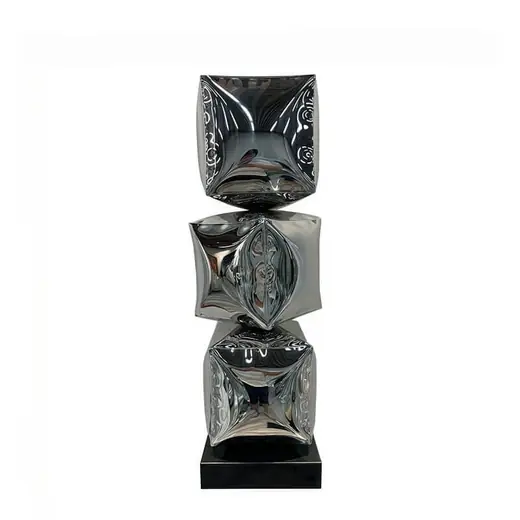 Stainless Steel Metal Cube Decoration produced by Xinhengda Sculpture in Shenzhen
