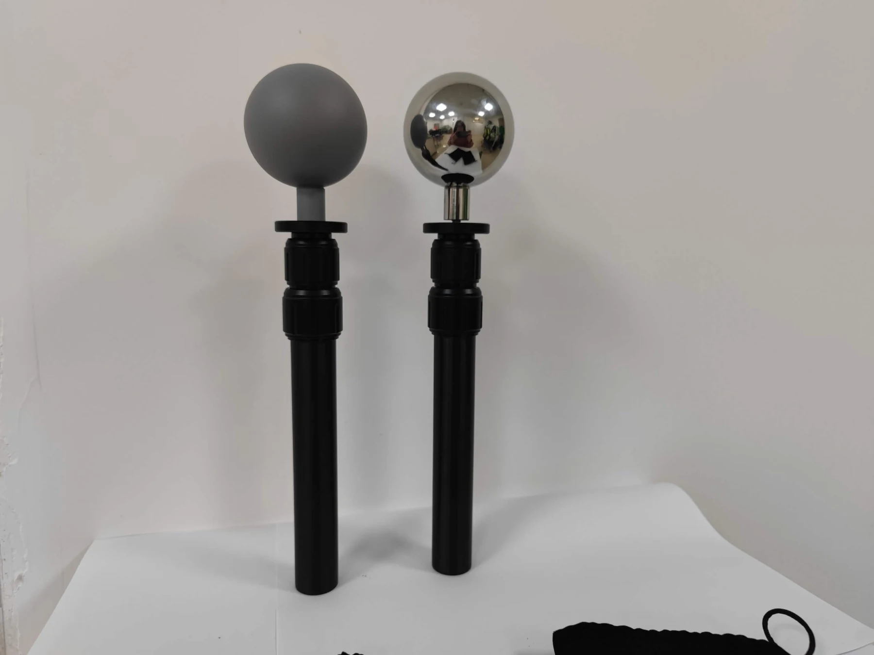 VFX Ball Mirror Ball 18% Gray Ball view 7