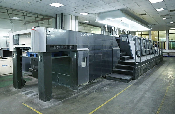 Heidelberg offset printing press in the Xiamen LJY printing workshop