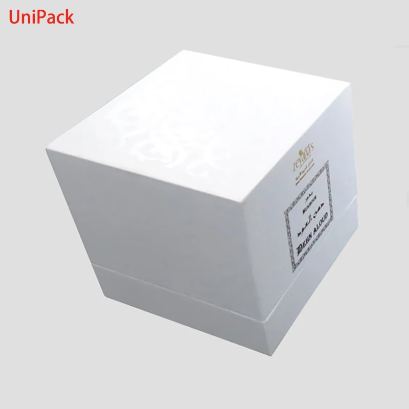Large foldable gift box in special paper with matt gold foil stamping