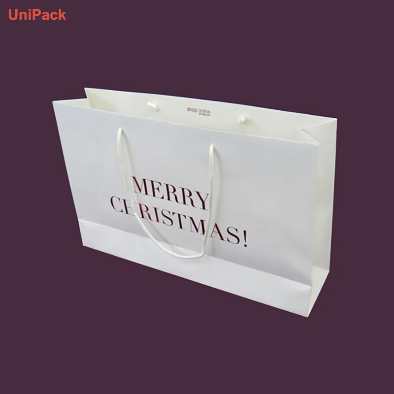 Customized retail bags for shops printed on white art paper