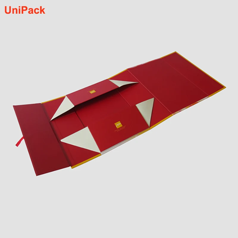 Foldable gift box with matt gold foil stamping on art paper