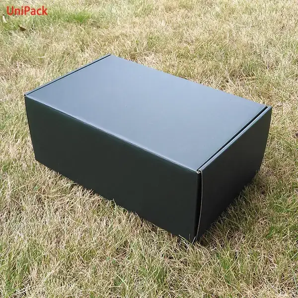 Colour printed corrugated shipping box for ecommerce with branded artwork, view 2